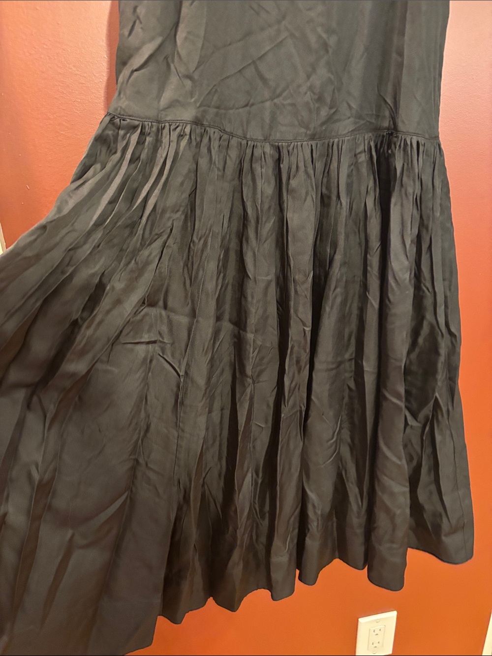 Charming Silk summer dress by Minjukim
Size EU 38 US 6/8